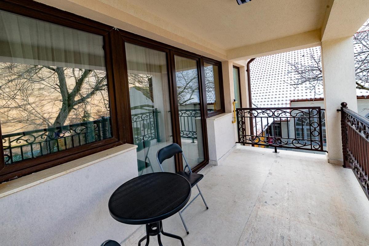 Ferienwohnung Moky Rezident 2 Arad Exterior foto